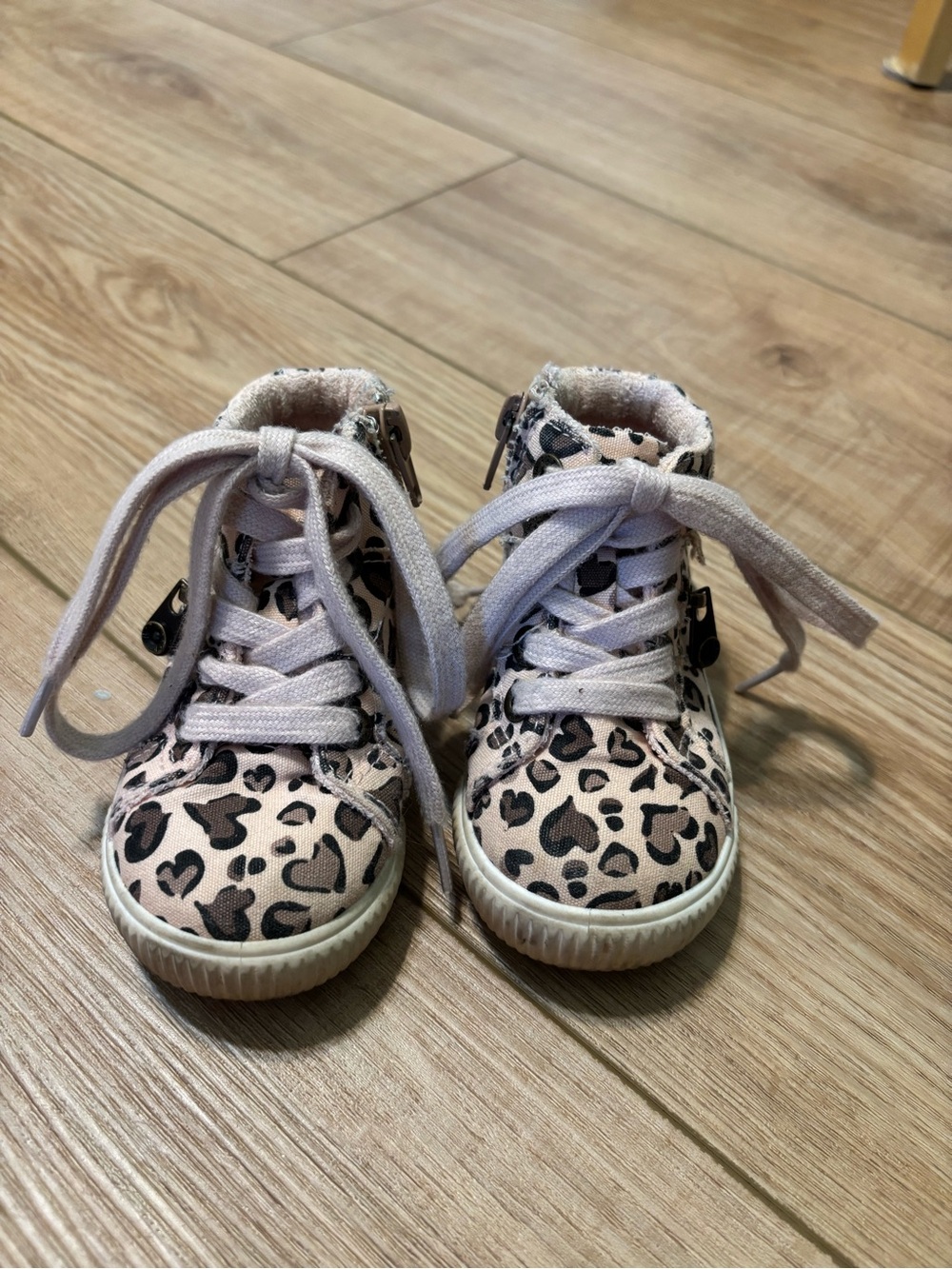 Toddler cheetah print sneakers